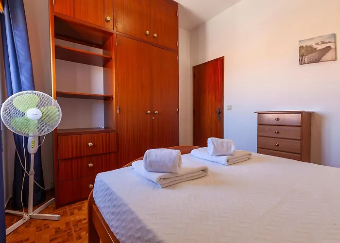 B91 - Bairro In Apartment Lagos