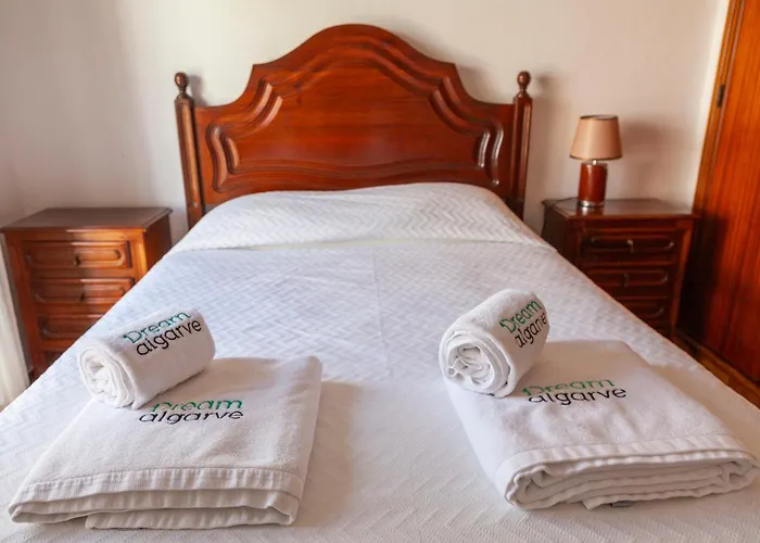 B91 - Bairro In Lagos